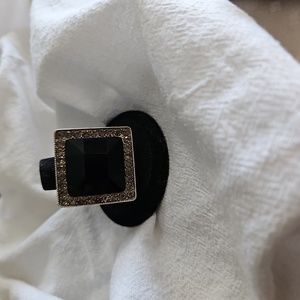 Black fashion ring, size adjustable